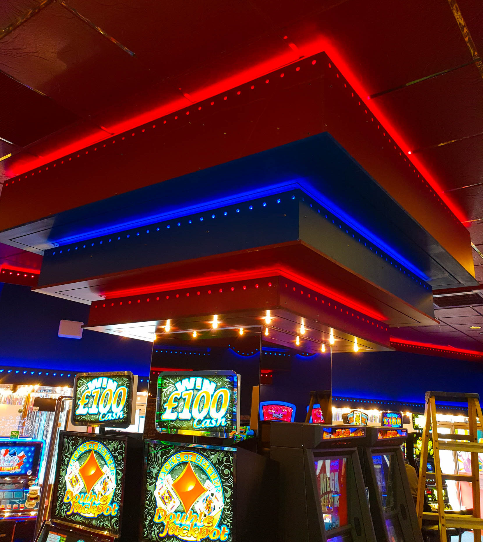 commercial-neon-strip-installers