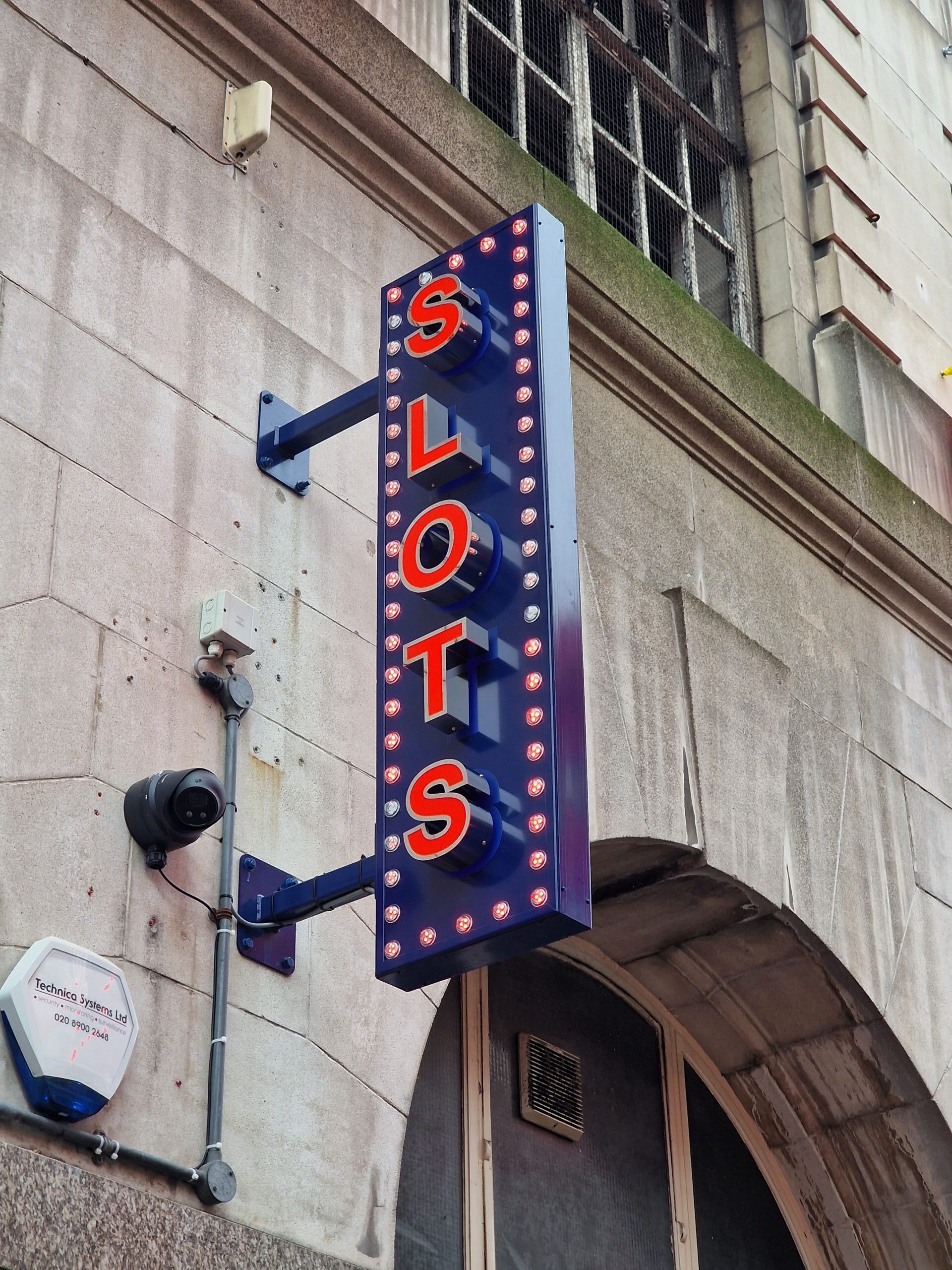 led-light-up-signs